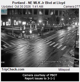 Portland - NE MLK Jr Blvd at Lloyd